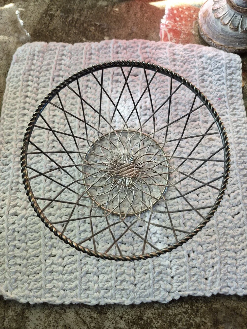 🌿5/$25 Vintage Small Metal Silver-Plated Woven Basket